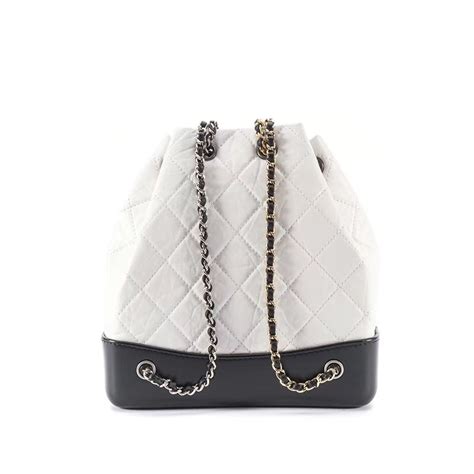 repluca 2019 chanel white black gabrielle quilted leather bucket bag|chanel gabrielle bag straps.